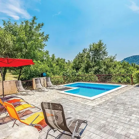 Apartment Gorgeous In Grižane