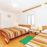 Apartament Amazing In With Swimming Pool *
