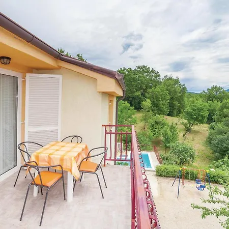 Amazing In With Swimming Pool Grizane-Belgrad