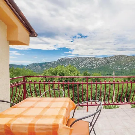 Gorgeous In Apartment Grižane